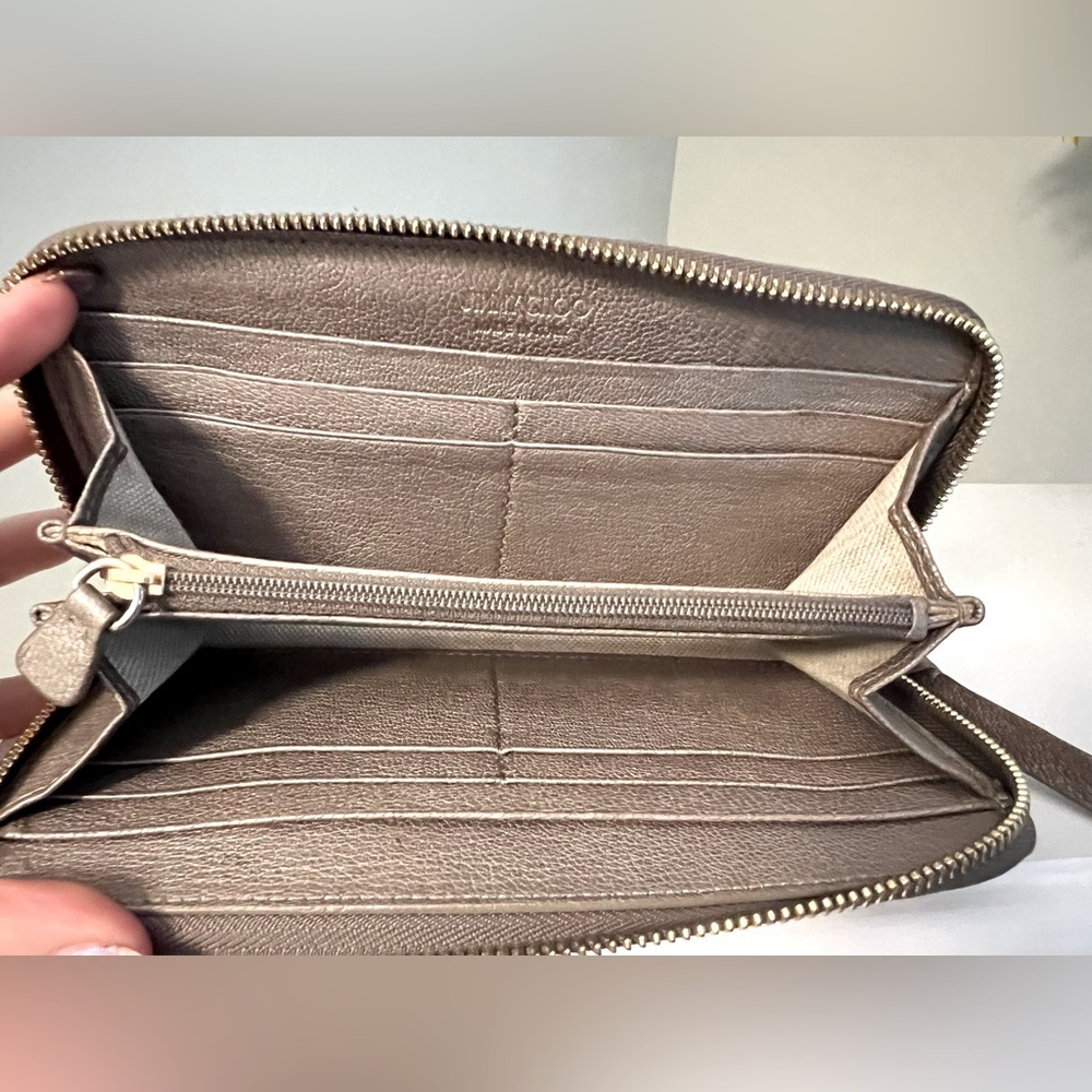 Jimmy Choo Gold Star-Studded Metallic Leather Women's Wallet - Picture 7 of 9